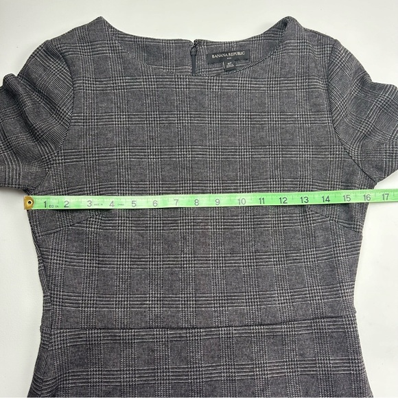 Banana Republic Novelty plaid knot wrap sheath dress - Picture 6 of 13